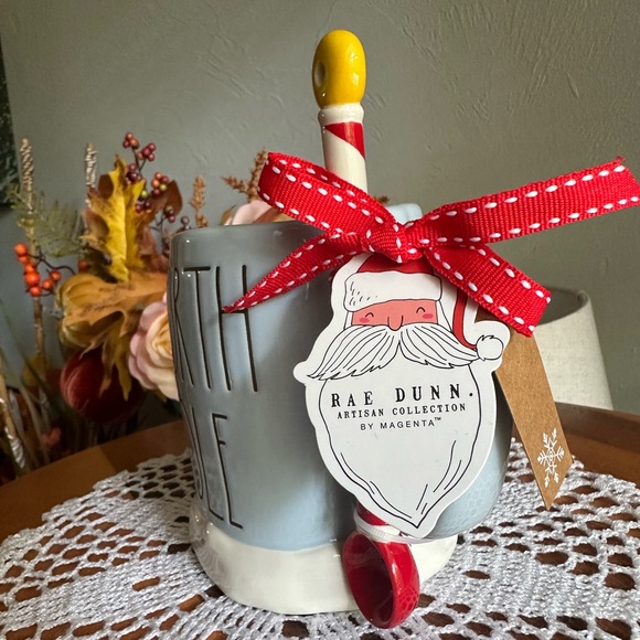 🛑SOLD‼️Ceramic “North Pole” coffee mug - Picture 7 of 8